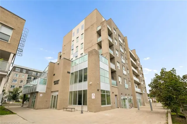 H204-62 Balsam Street, Waterloo ON N2L 3H2