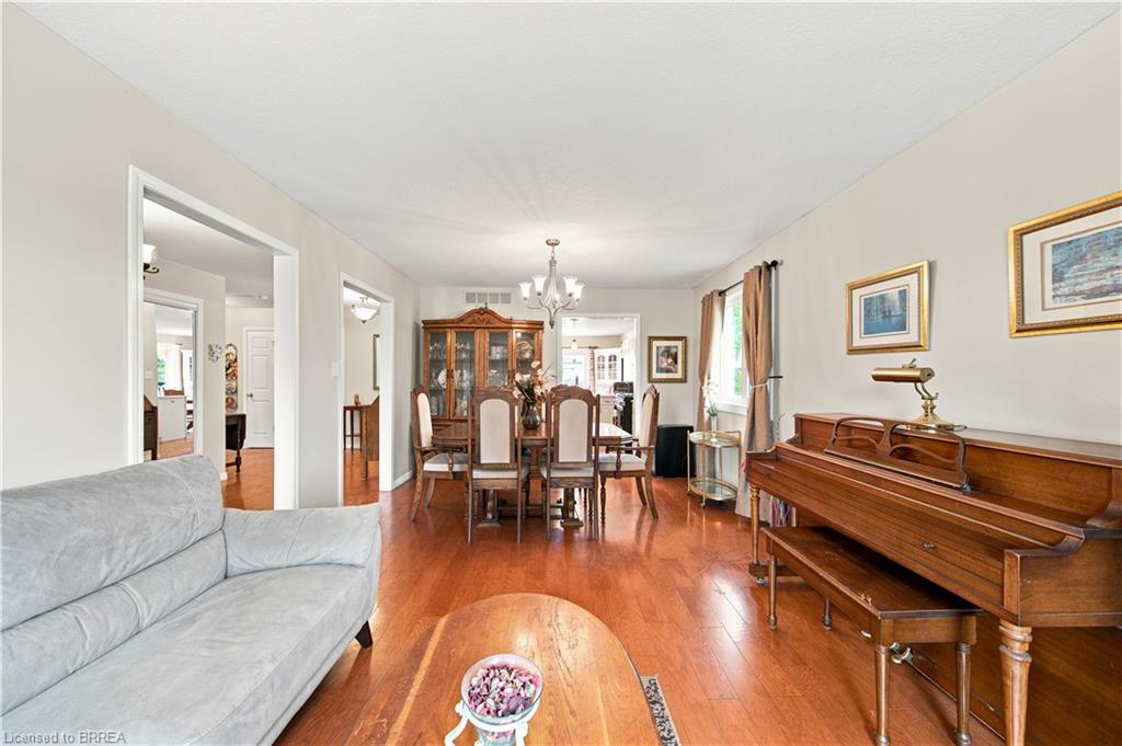 41 Griffiths Drive, Paris ON N3L 4B6
