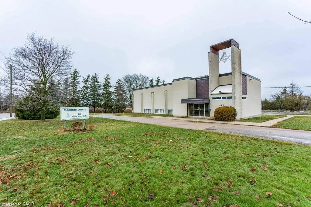 440 Weber Street N, Waterloo ON N2L 4E7