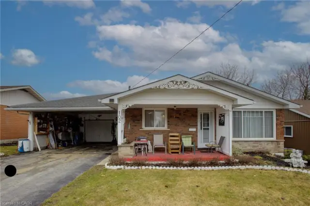 102 Byeland Drive, Mount Forest ON N0G 2L2
