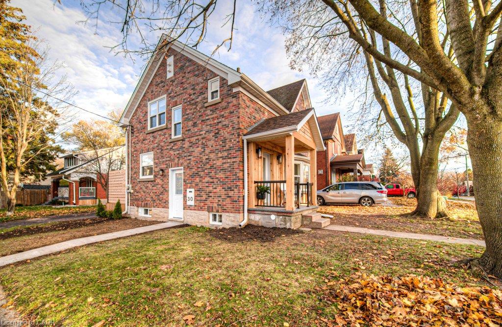 30 Dunbar Road S, Waterloo ON N2L 2E3