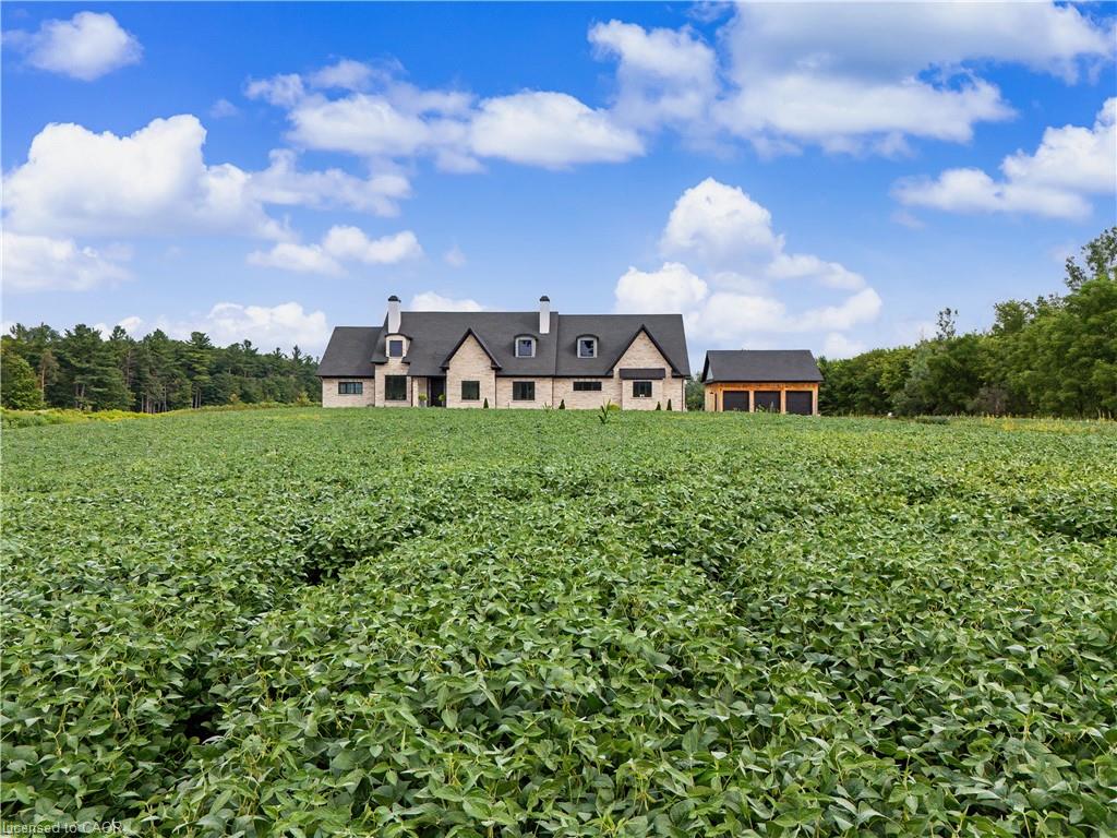 742 Country Squire Road, Waterloo ON N2J 4G8