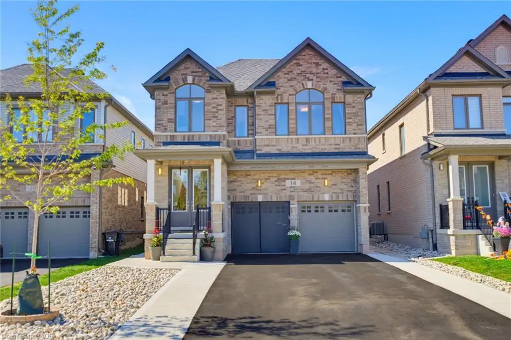 14 Rustic Oak Trail, Ayr ON N0B 1E0