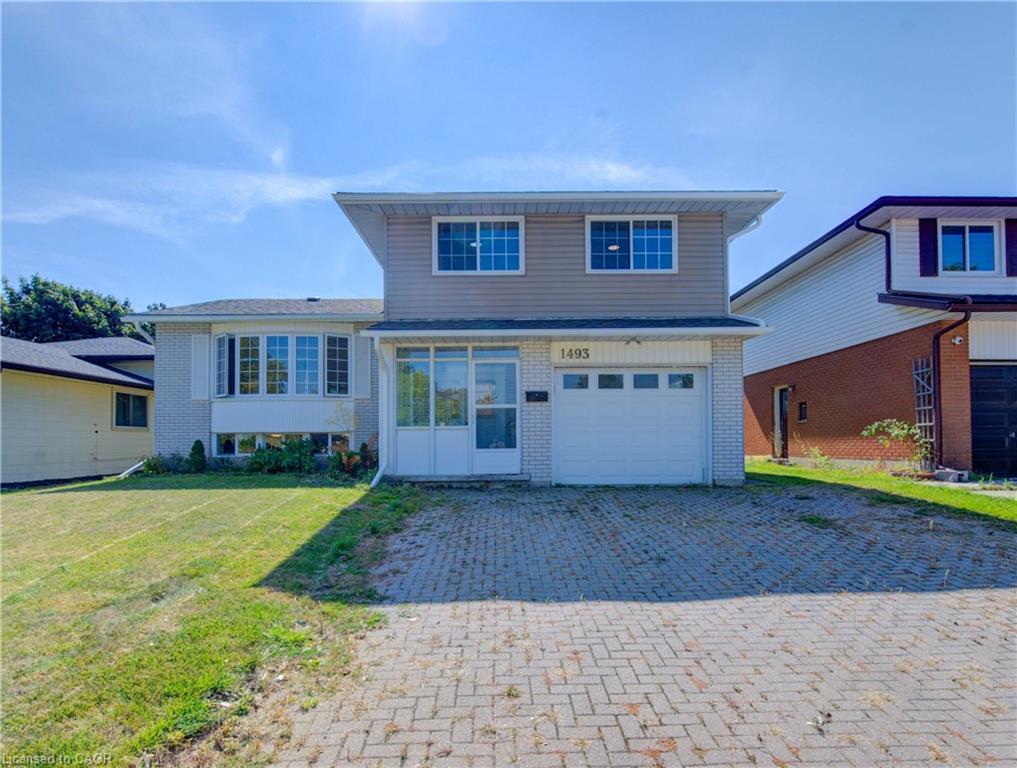 1493 Queens Boulevard, Kitchener ON N2M 1E3