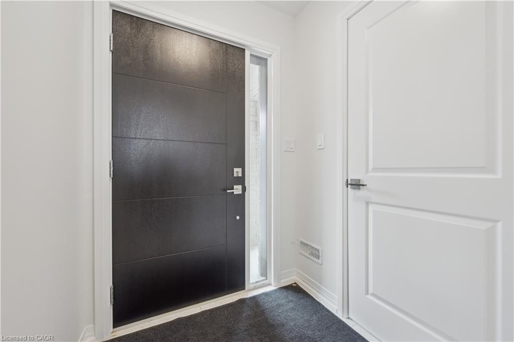 1-15 Stauffer Woods Trail, Kitchener ON N2P 0L1