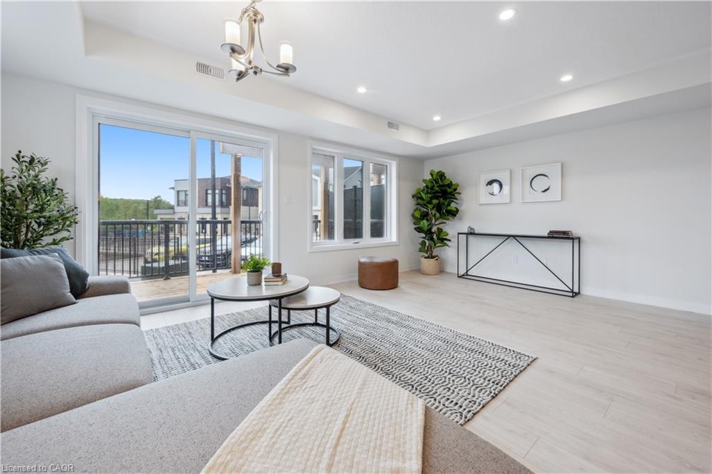 1-15 Stauffer Woods Trail, Kitchener ON N2P 0L1