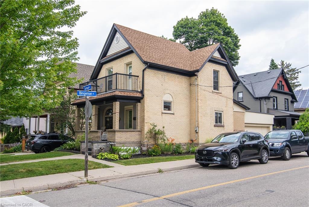 32 Samuel Street, Kitchener ON N2H 1P1