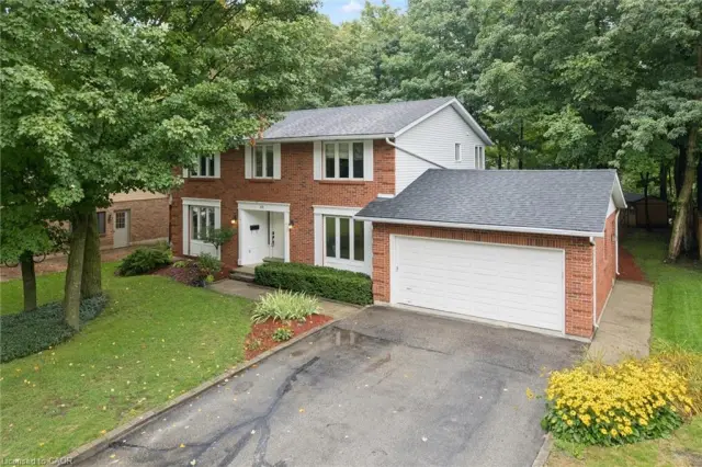35 Pintail Drive, Elmira ON N3B 3G8